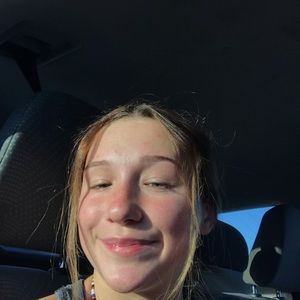 Meet your Posher, Kira